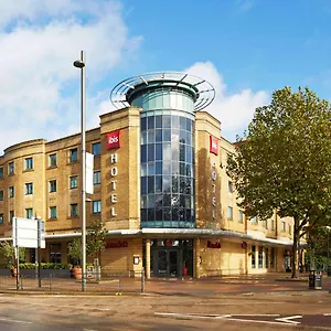 Ibis Stratford Londra
